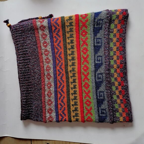 Chullo Scarf 2 in 1 Knitted Wool Hat Winter - Picture 6 of 9